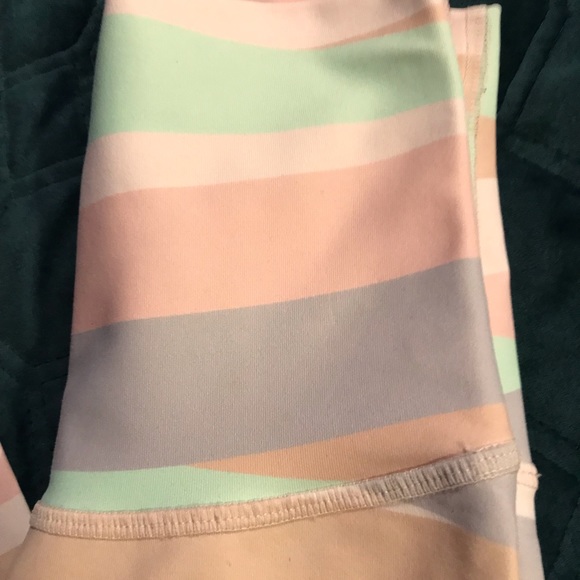 DYI Leggings - Picture 5 of 6